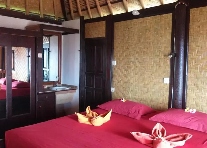 Manouria - Marcel 4* Padang Bai